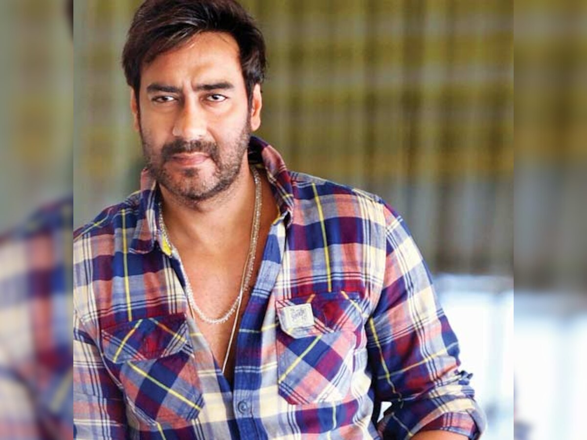 Bihar Polls 2015: Mob turns violent after Ajay Devgn turns up late at BJP rally 