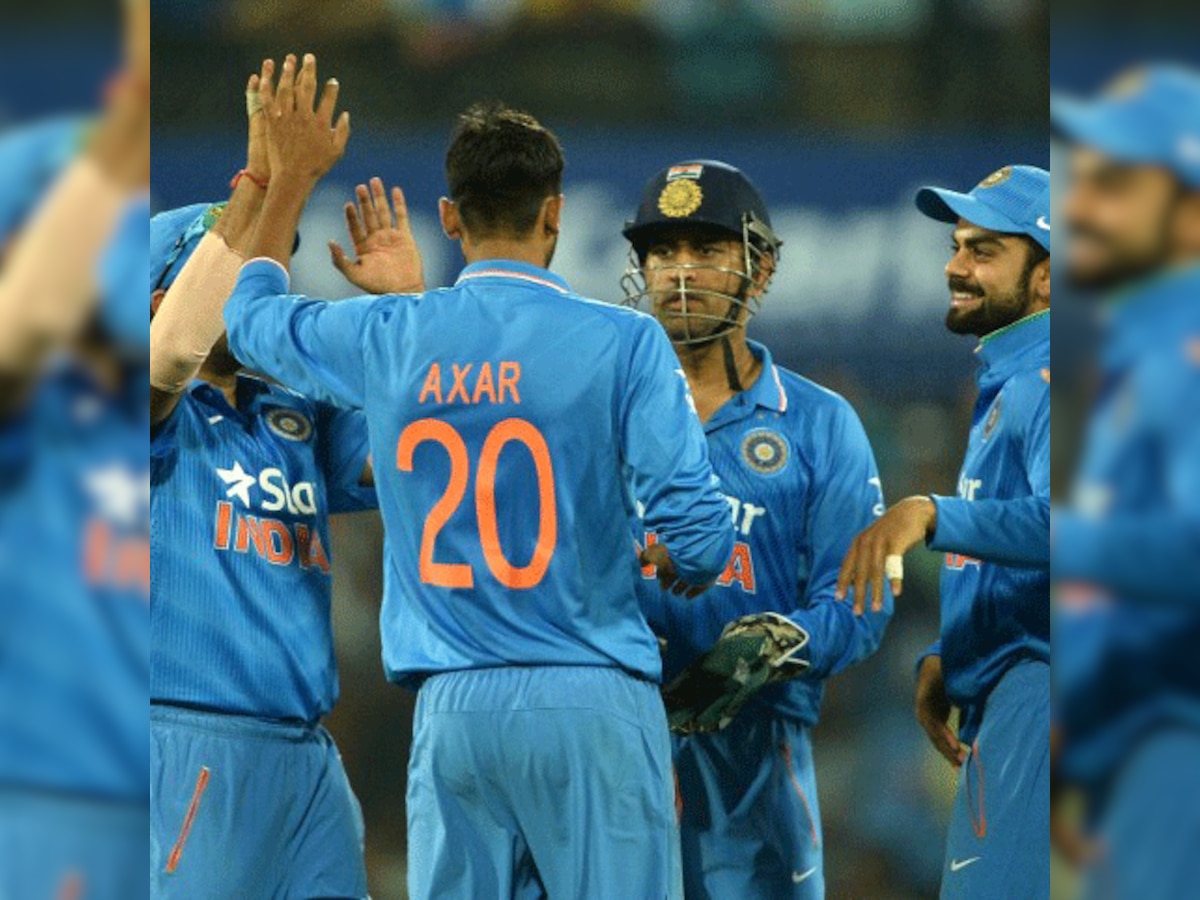 India v/s South Africa 2nd ODI Match Report: Dhoni's 92, SA's harakiri help India win