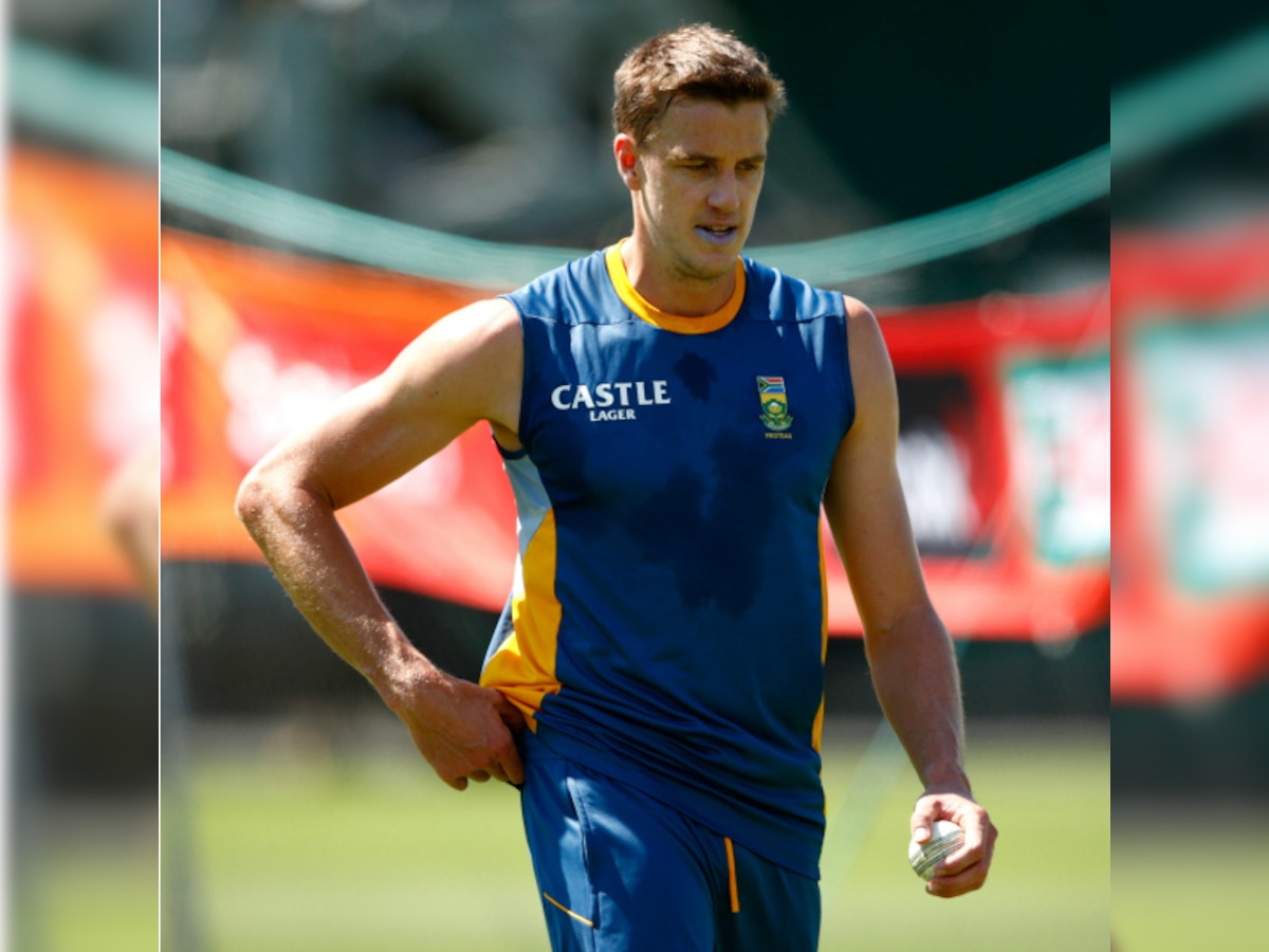 India v/s South Africa 3rd ODI: De Villiers says Morkel kept on bowling in spite of an injury scare