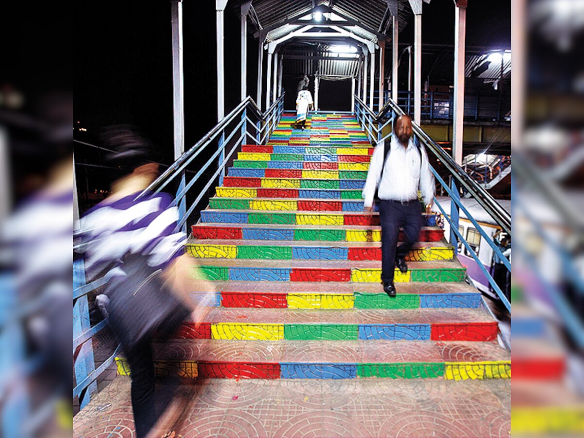 Mumbai: 47-year-old teacher, students give Matunga railway station a bright makeover