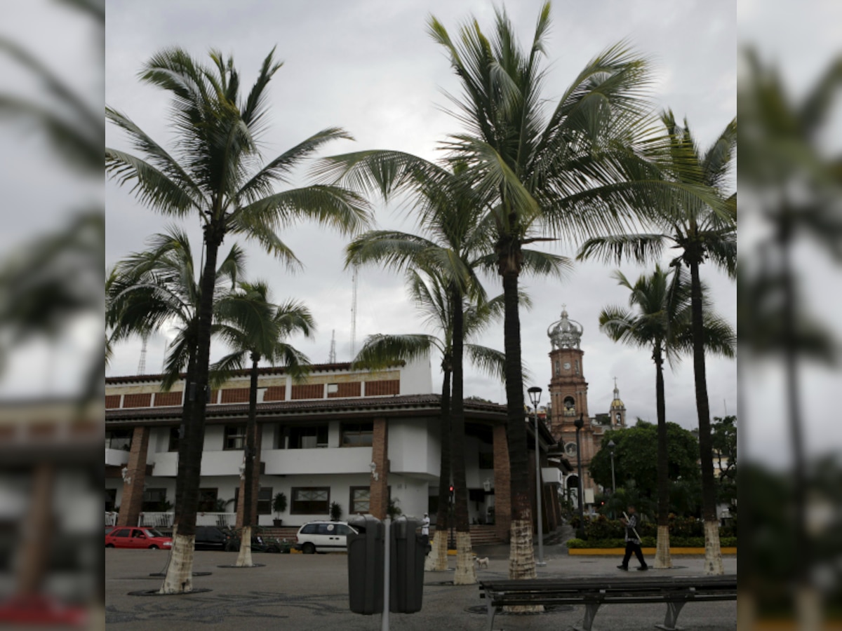 Hurricane Patricia hits Mexico's Pacific coast, but skirts big cities