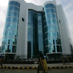 Be careful on corporate debt investments: Sebi to MFs