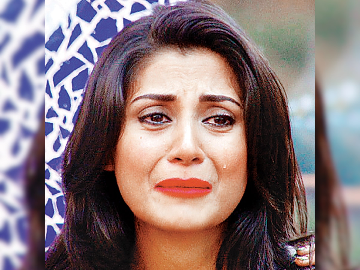 Bigg Boss 9: Rimi Sen's mother opens up after her public breakdown!