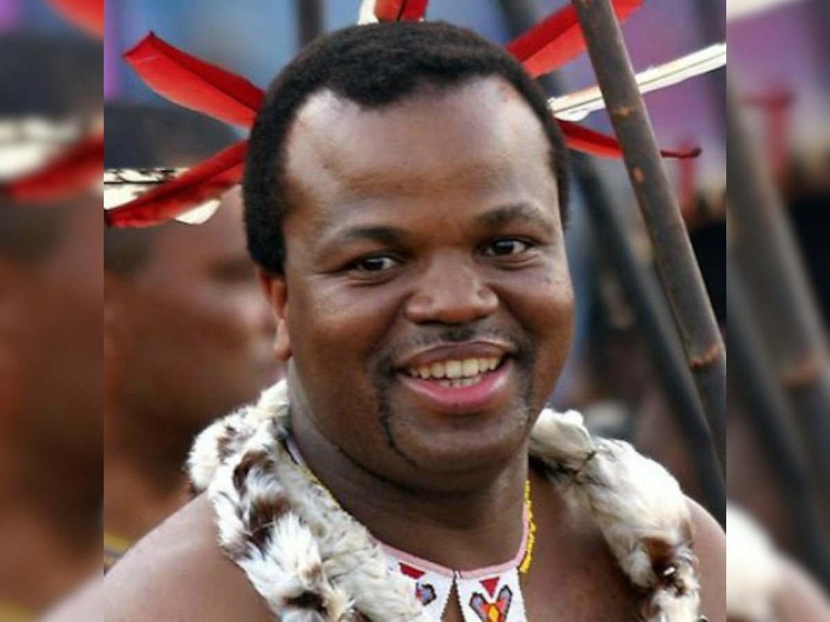 Swaziland's king Mswati III in Delhi with 15 queens, 30 kids and 100 servants for Indo-African Summit