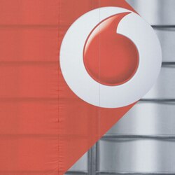Vodafone users can get 100  MB free data using an SMS on Diwali