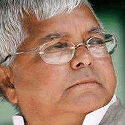 Bihar Elections 2015: Lalu makes dream comeback, to be kingmaker in Bihar