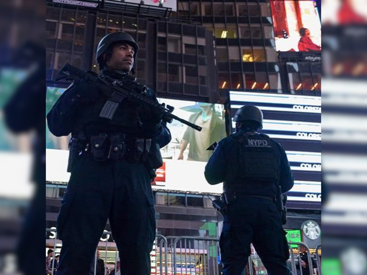 After Paris attacks, Islamic State video threatens to target New York; FBI, police deny any specific threat