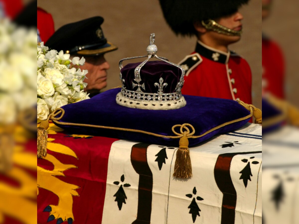 Learning from India? Now Pakistan wants Queen Elizabeth to give them the Kohinoor