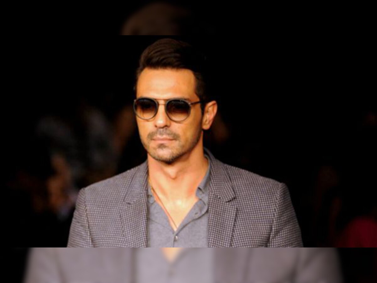 Arjun Rampal to romance his guitar in 'Rock On 2'