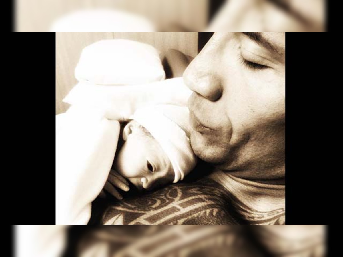 'The Rock' Dwayne Johnson shares first picture of baby daughter