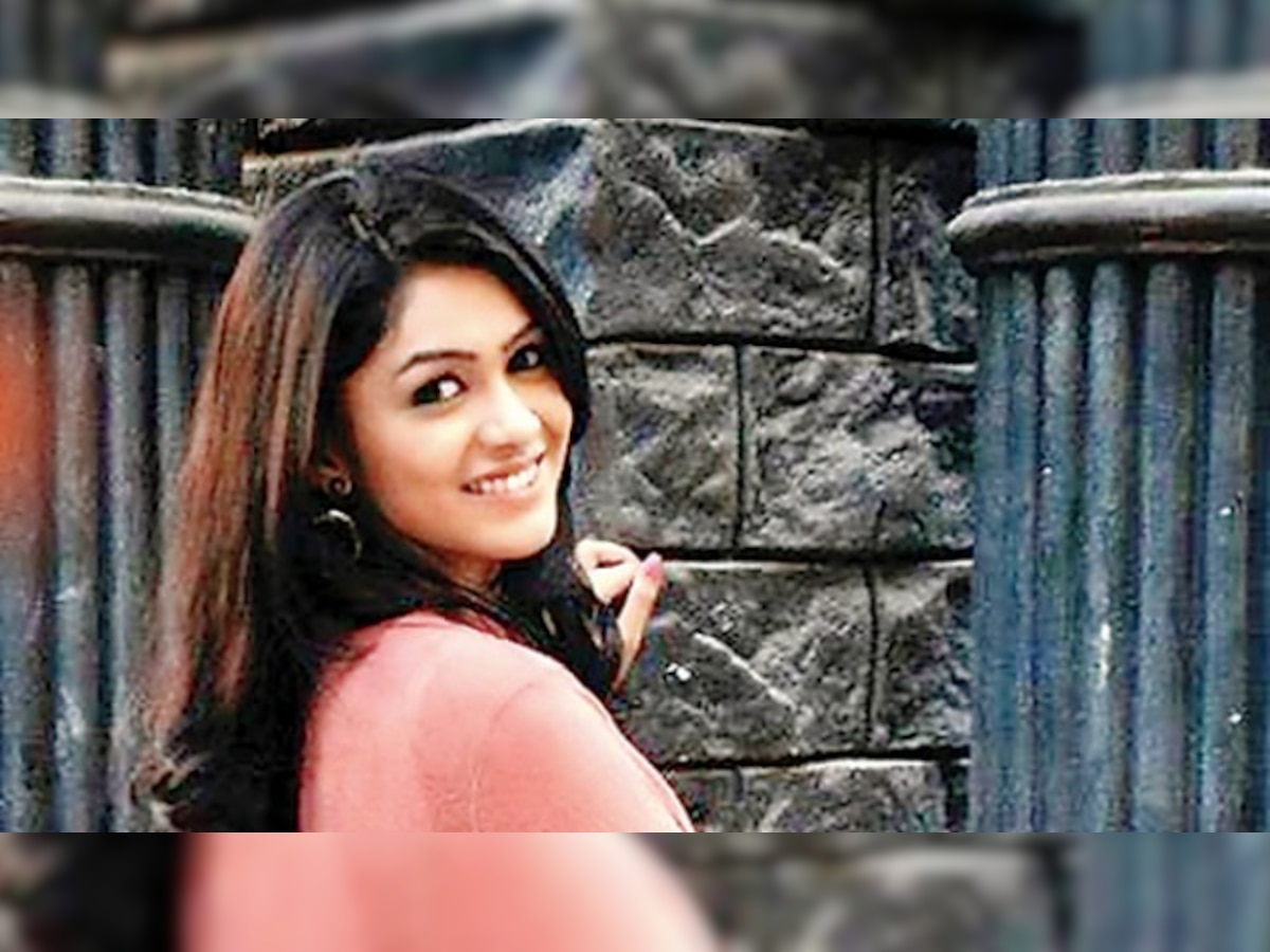 'Kumkum Bhagya's' Mrunal Thakur to work in 'Sultan'?