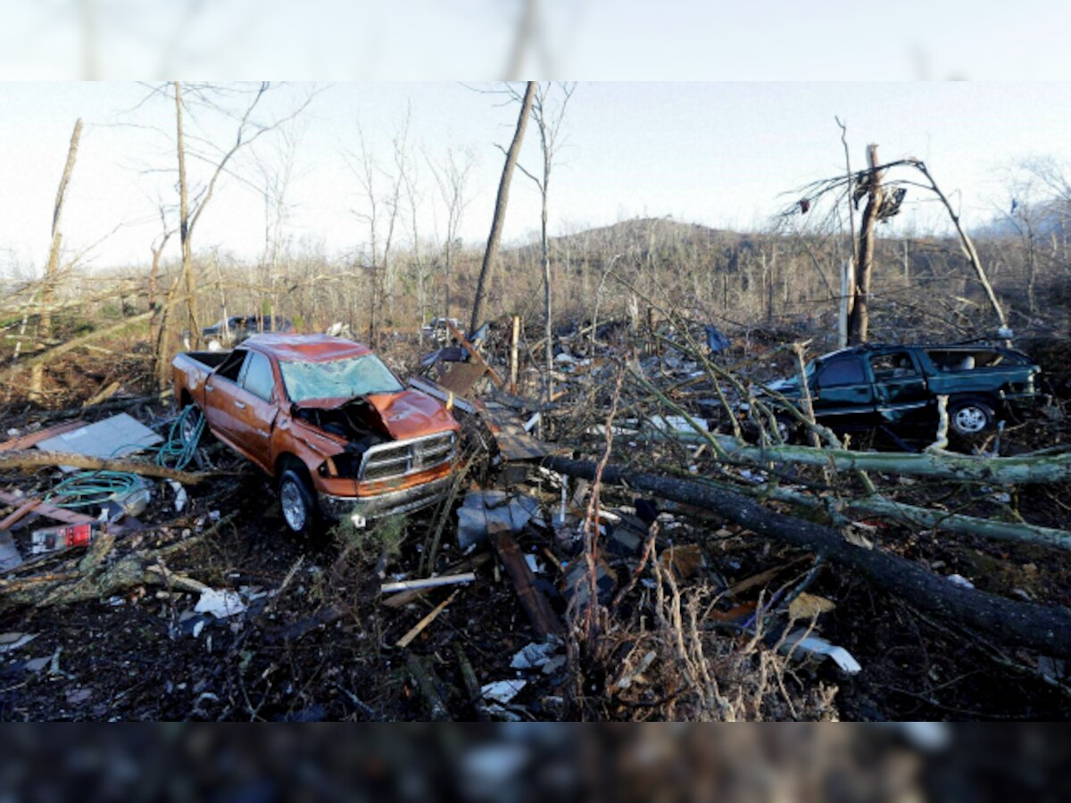 Storms in Southern US states kill 10, Mississippi declares emergency