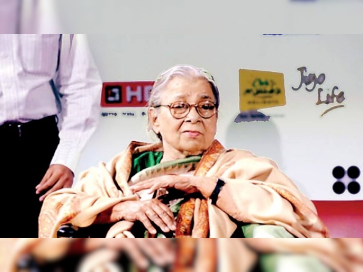 Eminent writer Mahasweta Devi hospitalised