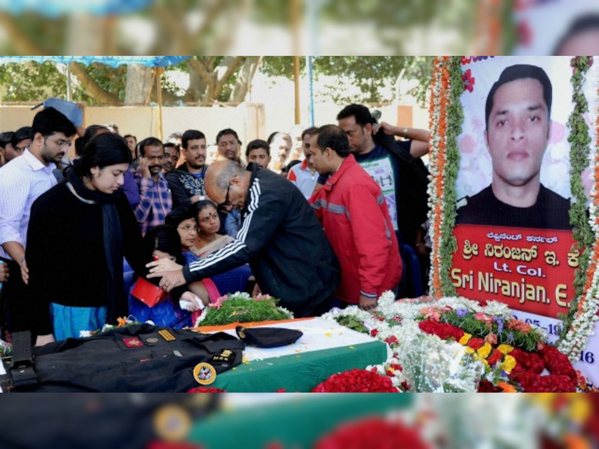 Pathankot terror attack - Tribute paid to NSG martyr Lt Col Niranjan Kumar in Palakad