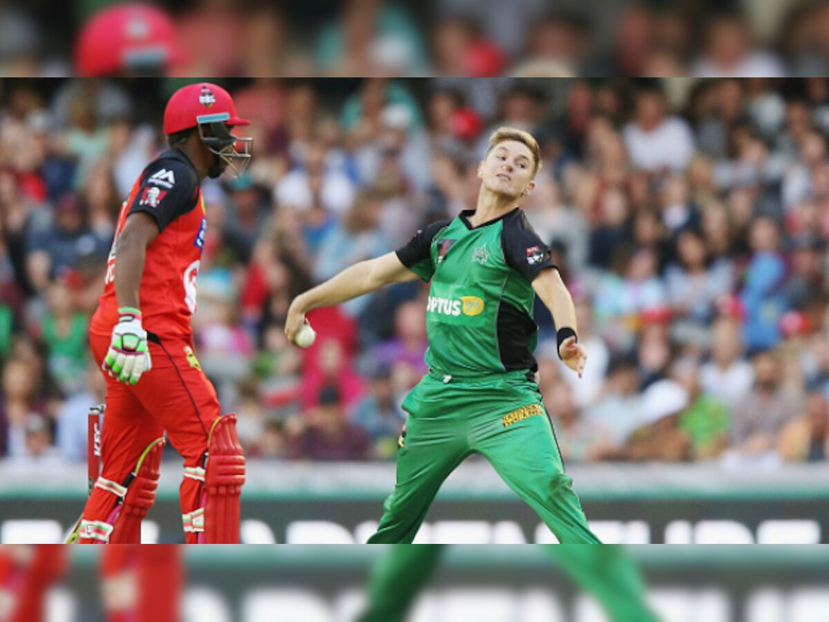 Watch: Melbourne Stars bowler Adam Zampa effects the most bizarre run out ever!