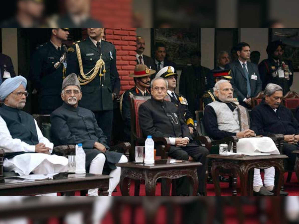 PM Modi presents certificates to innovative army officers