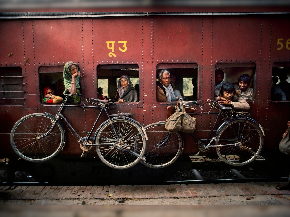 Photojournalist Steve McCurry reveals how to avoid clichés while taking photos of India