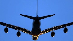 Falling oil prices resulting in cheaper air fares: Experts