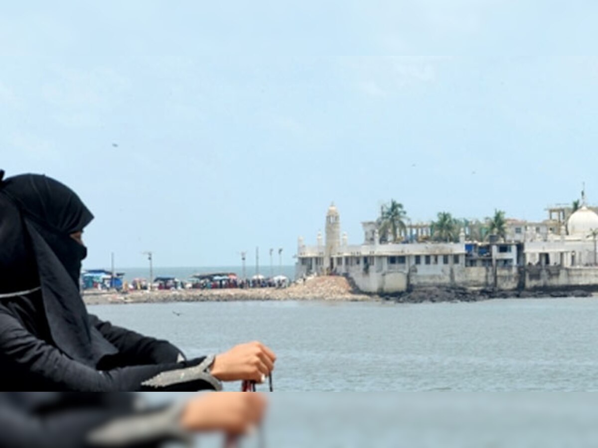 Bombay HC seeks govt's view on women's entry in Haji Ali by February 9