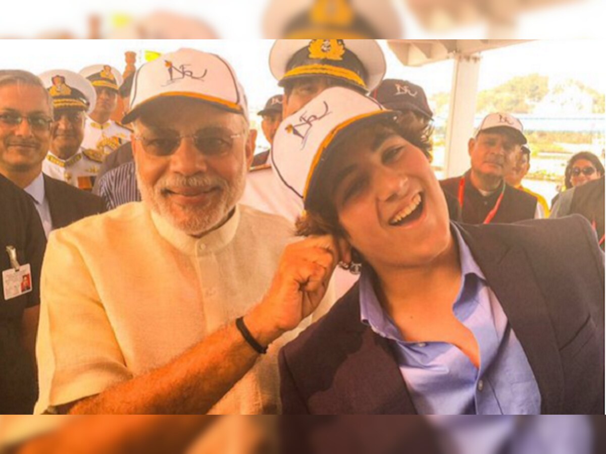 When Akshay Kumar's son Aarav had a fan moment with PM Modi! 