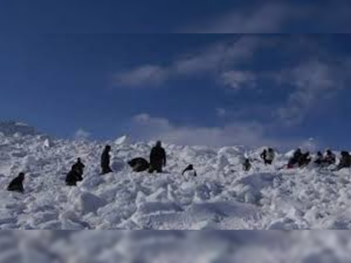 Siachen miracle: Six days after avalanche, one army jawan found alive under 25 feet of snow 