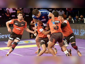 Pro Kabaddi League: Defending champions U Mumba end group stage on top after drubbing Dabang Delhi