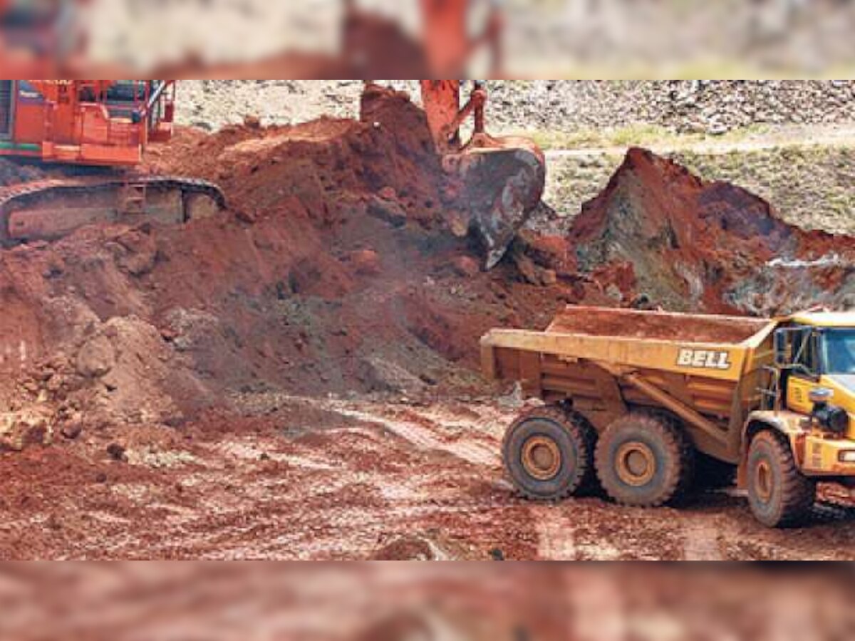 Mining industry adversely affected due to fall in global iron ore prices