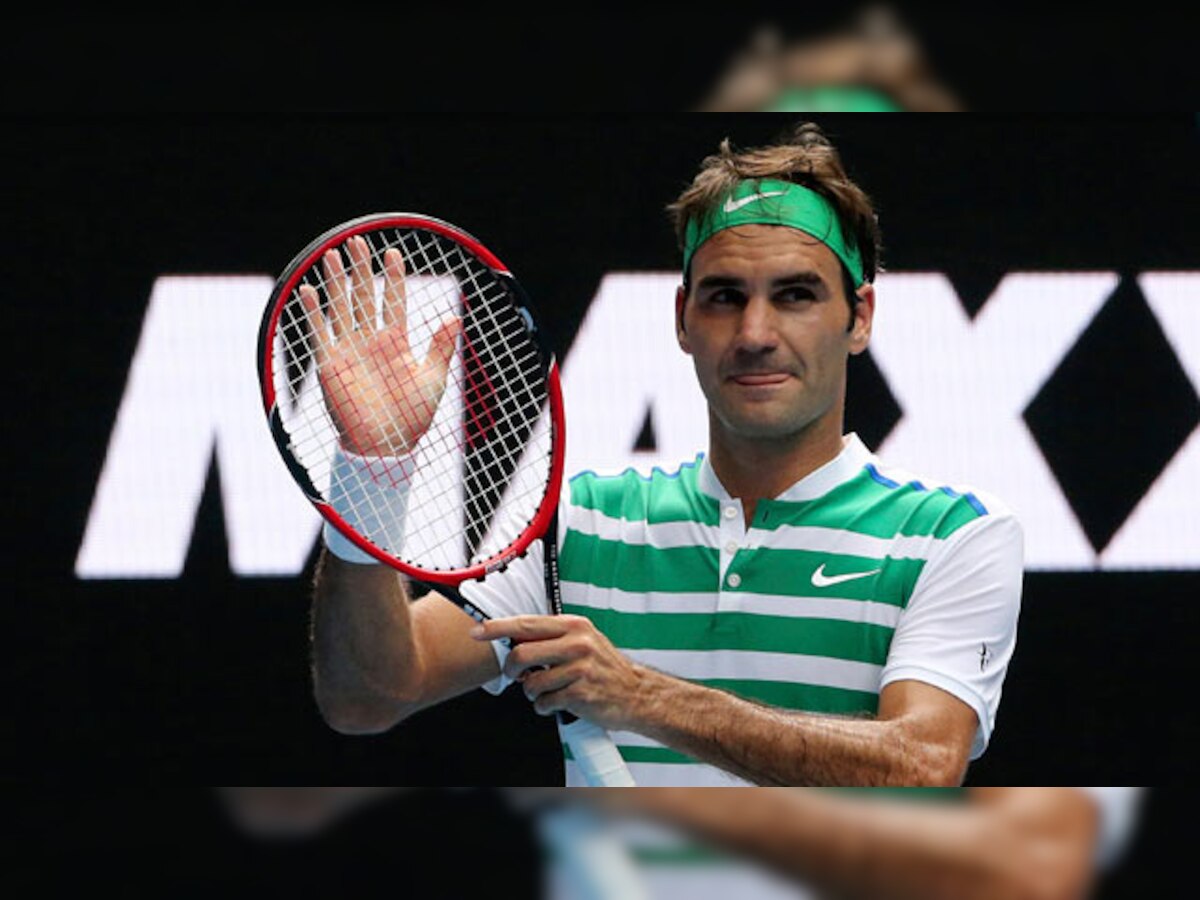 Roger Federer reveals cause for knee injury