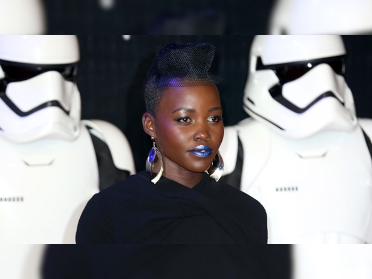 Watch: Lupita Nyong'o brings Maz Kanata to life in 'Star Wars' extra clips!