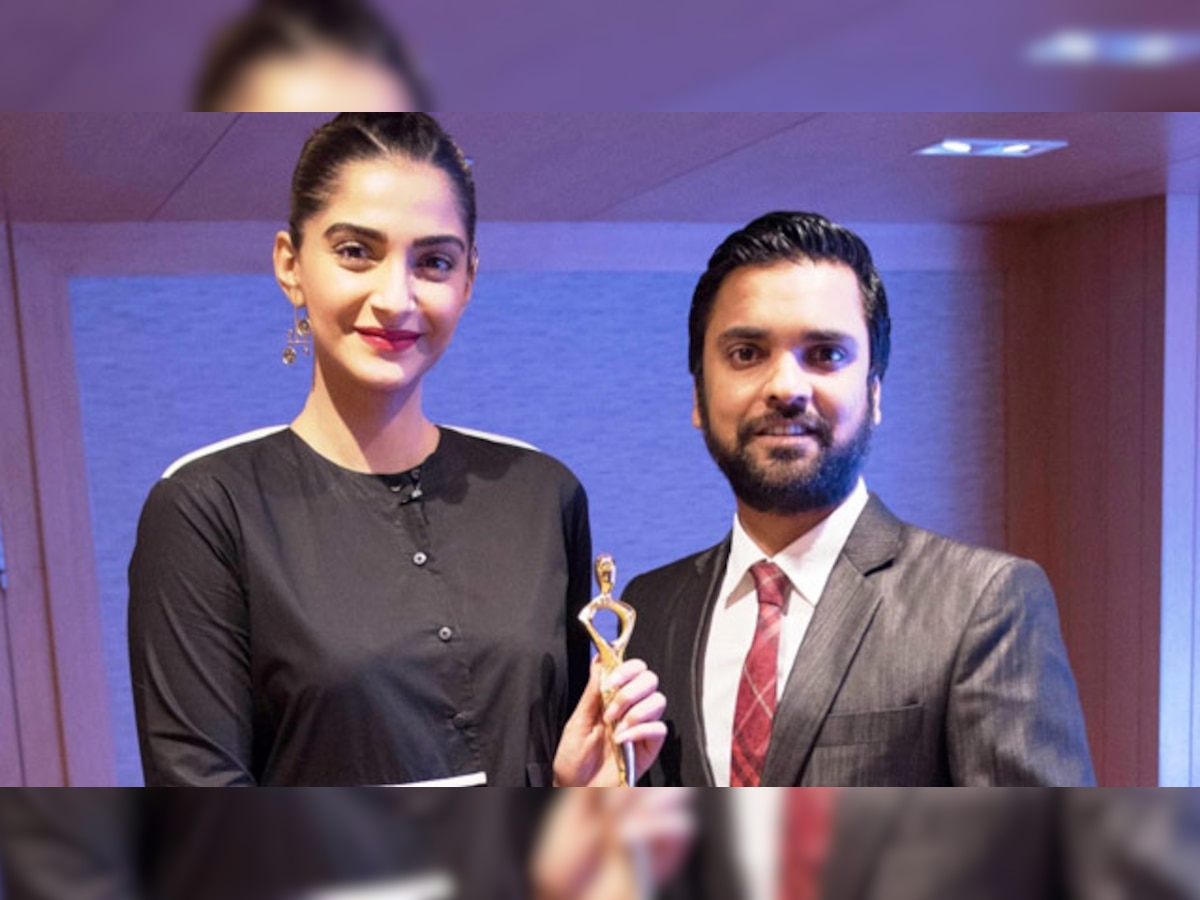 Sonam Kapoor receives award for 'Neerja'