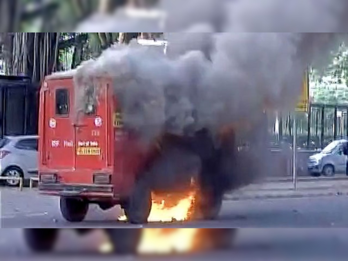 Watch: Mail van catches fire suddenly in New Delhi, none hurt