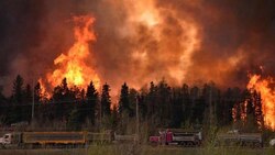 Canada: Epic wildfire threatens to engulf Fort McMurray as 88,000 flee