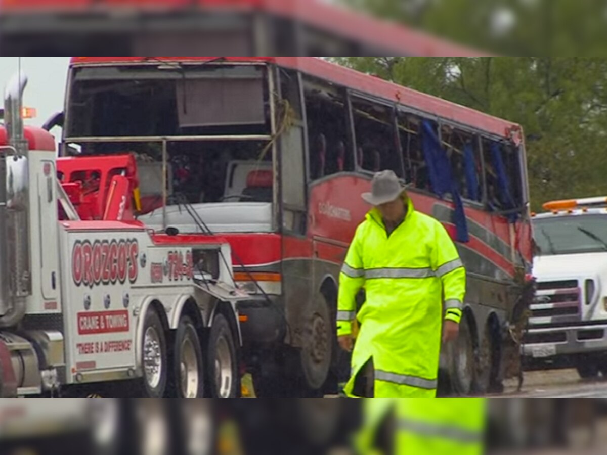 8 dead, about 40 hurt, in South Texas bus crash 