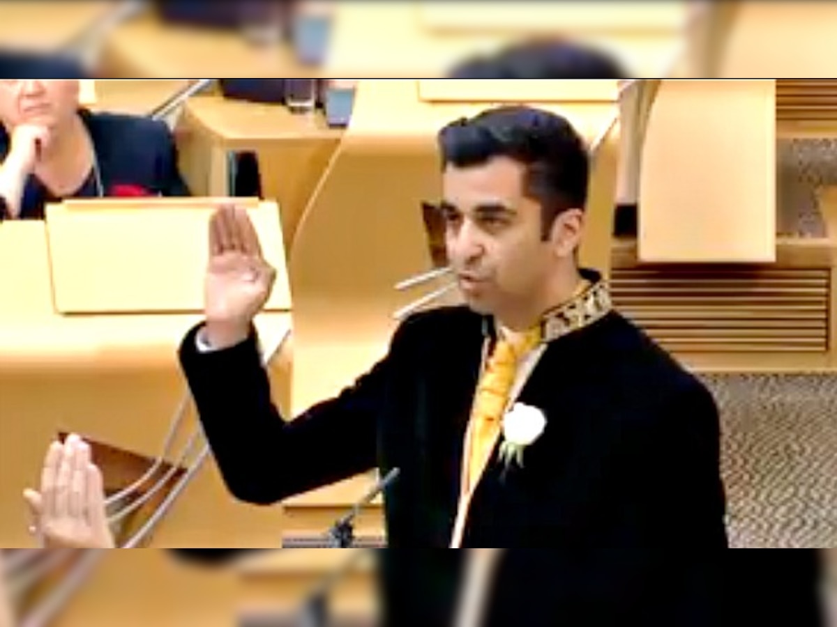 Scottish politician Humza Yousaf swears oath to Queen Elizabeth in Urdu, wearing a kilt