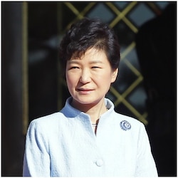 South Korea's Park Geun-hye postpones US trip as MERS cases rise