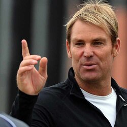 Shane Warne says that women don’t believe that it’s him on Tinder