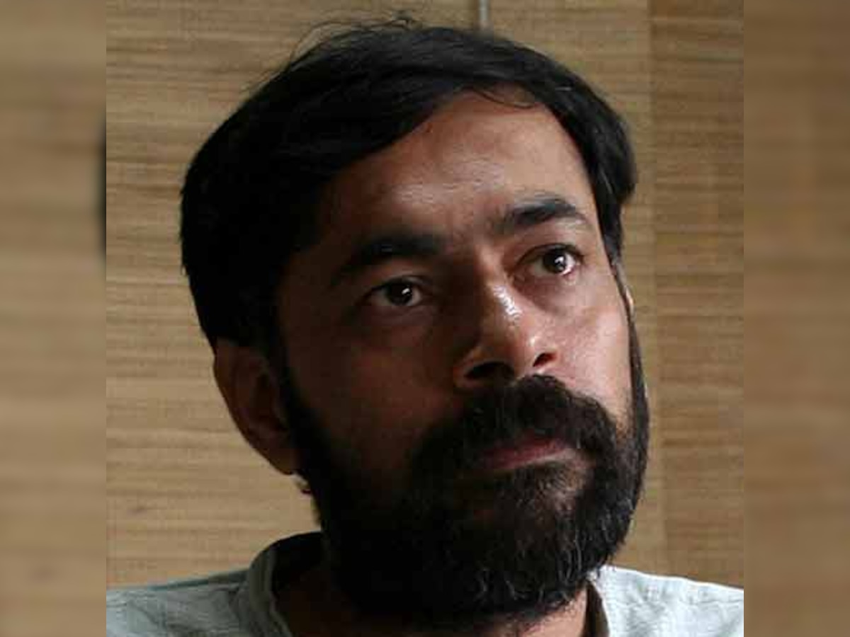 Police halt 'tractor march' against land bill at Delhi border: Yogendra Yadav