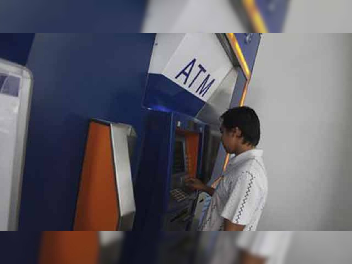 One-third of ATMs in India non-functional; RBI warns banks of penal action