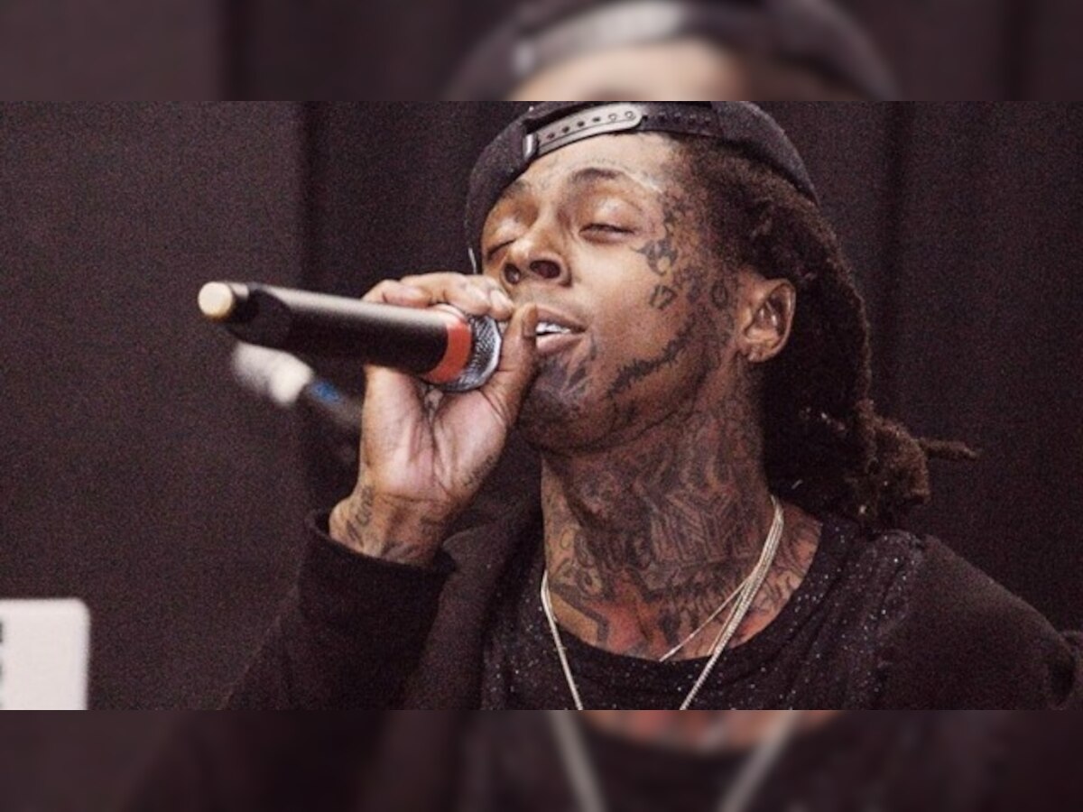 Rapper Lil Wayne thanks fans for their prayers after his seizure 