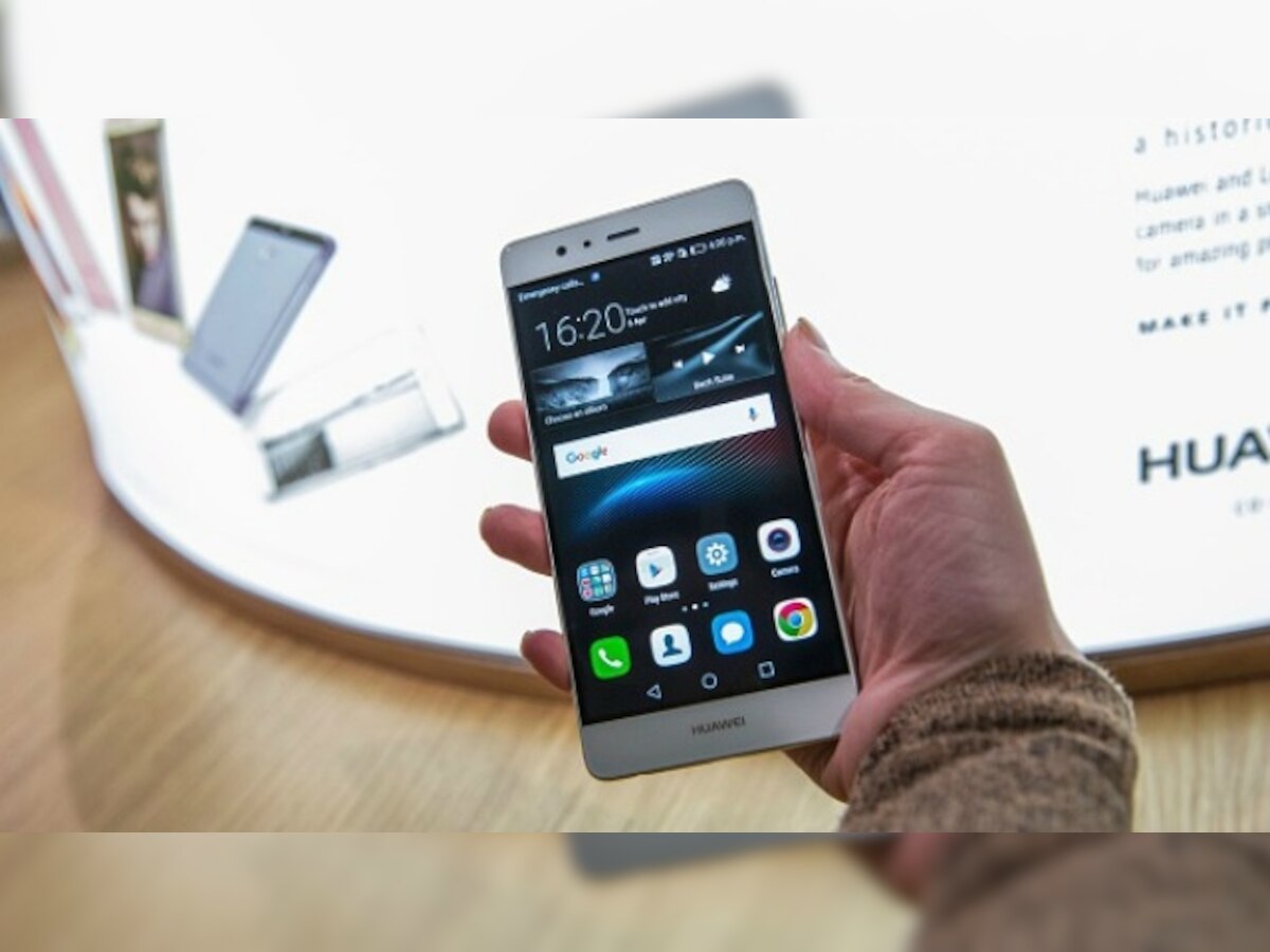 Artificial intelligence software to turn smartphones into eye-tracking device