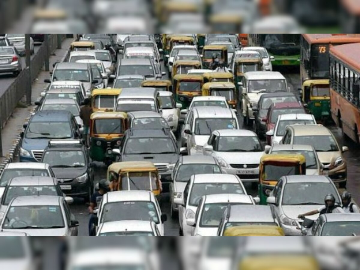 Fitch maintains stable outlook for auto sector on lower fuel prices, new launches