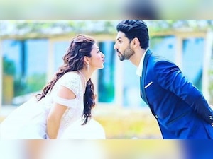 divyanka tripathi engagement dress Divyanka Tripathi in Riwaayat