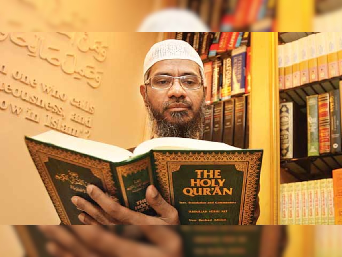 Now Darul Uloom comes out in support of Zakir Naik