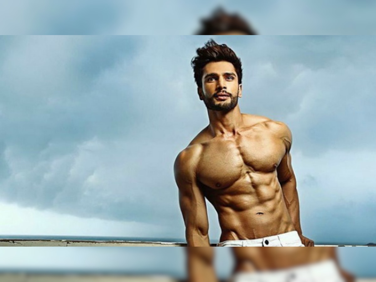 These videos of India's first Mr. World Rohit Khandelwal training will make you sweat!