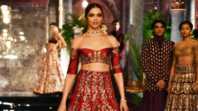 Deepika Padukone and Anju Modi's glamorous take on 'Bajirao Mastani' |  Fashion – Gulf News