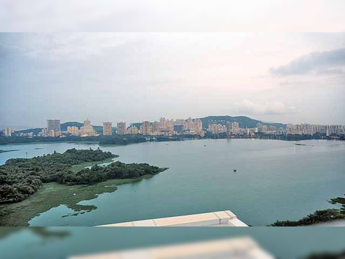 Collector told to give report on Powai lake pollution