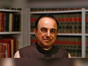 Subramanian Swamy backs Manohar Parrikar, says 'ignorant' Aamir Khan needs a teacher