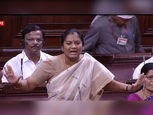 AIADMK MP Pushpa gets 'slapped' from party, for slapping DMK MP
