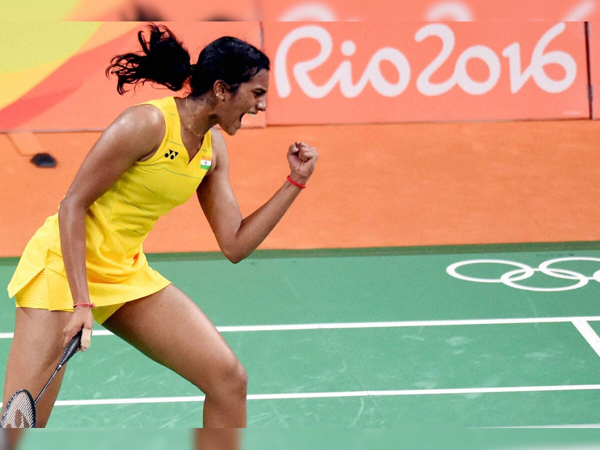 'Last smash by PV Sindhu was on Shobhaa De's face,' Twitter celebrates shuttler's semi-final triumph