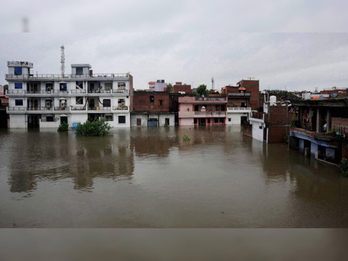 Uttar Pradesh: Heavy rains kill 2, Allahabad floods as Ganga crosses danger level